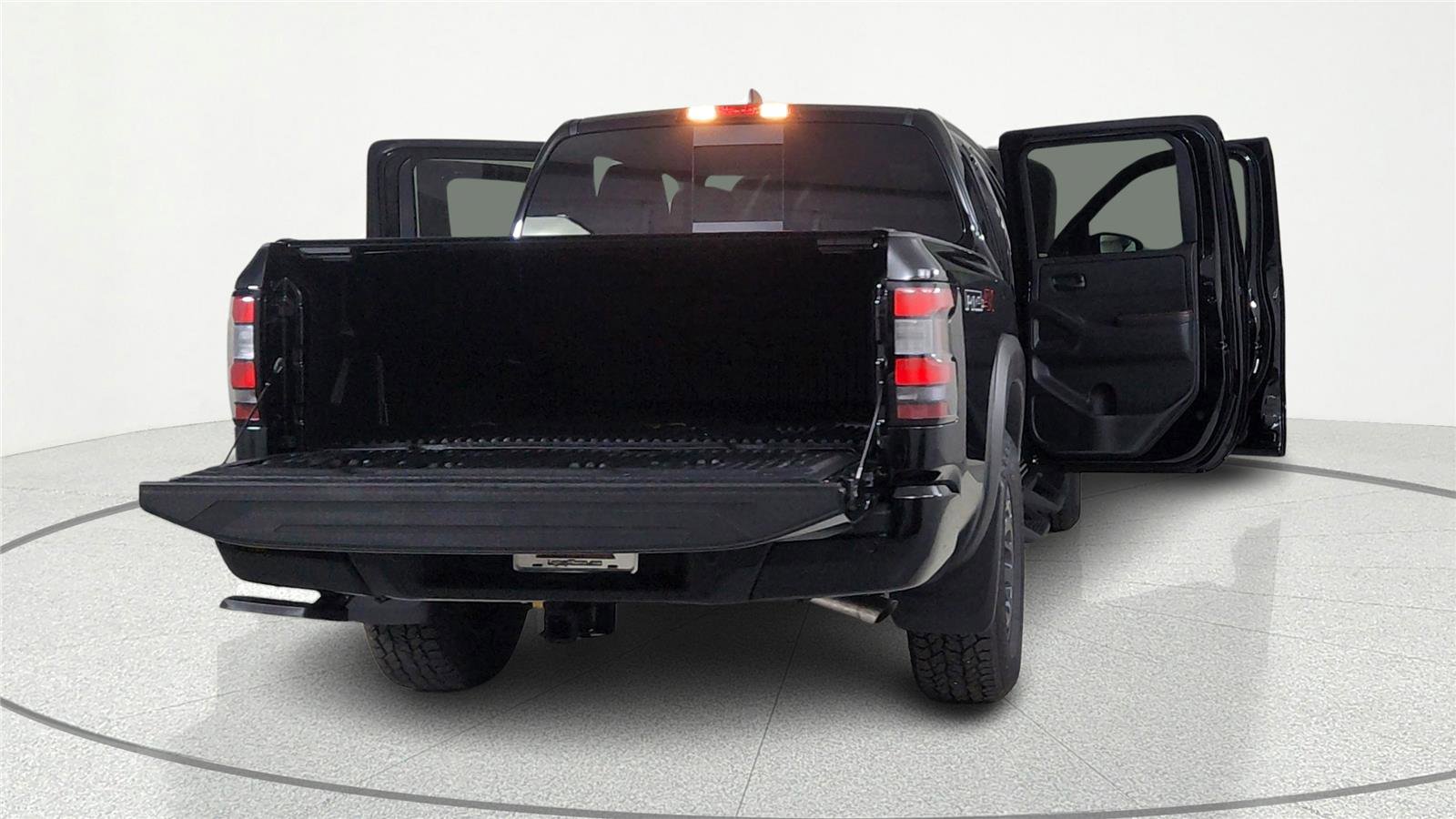 New 2026 Nissan Frontier PRO-4X w/ Tow Package image 8