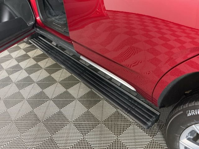 Used 2021 Cadillac Escalade Premium Luxury Platinum image 12