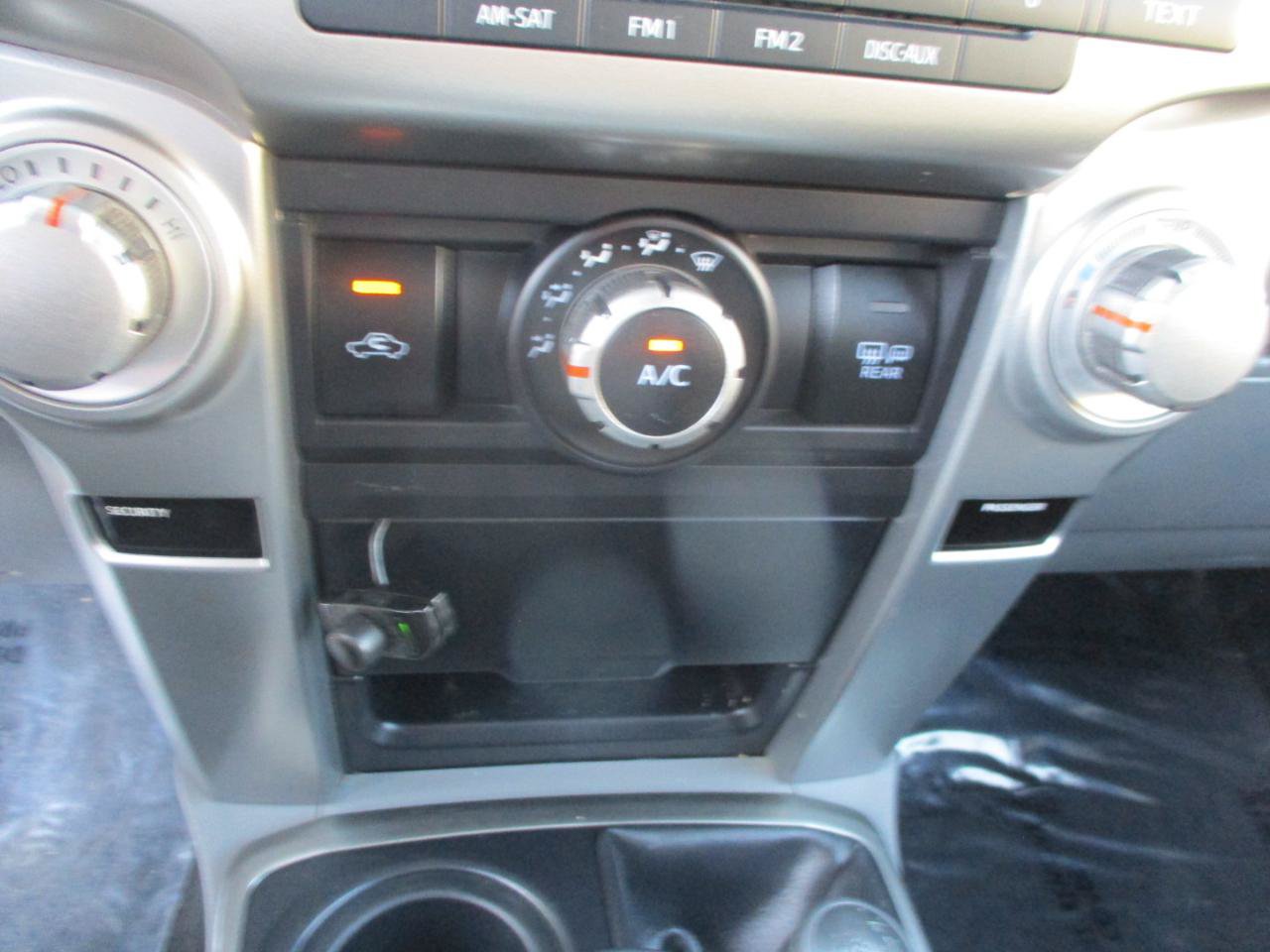 Used 2010 Toyota 4Runner SR5 AWD/4WD image 15
