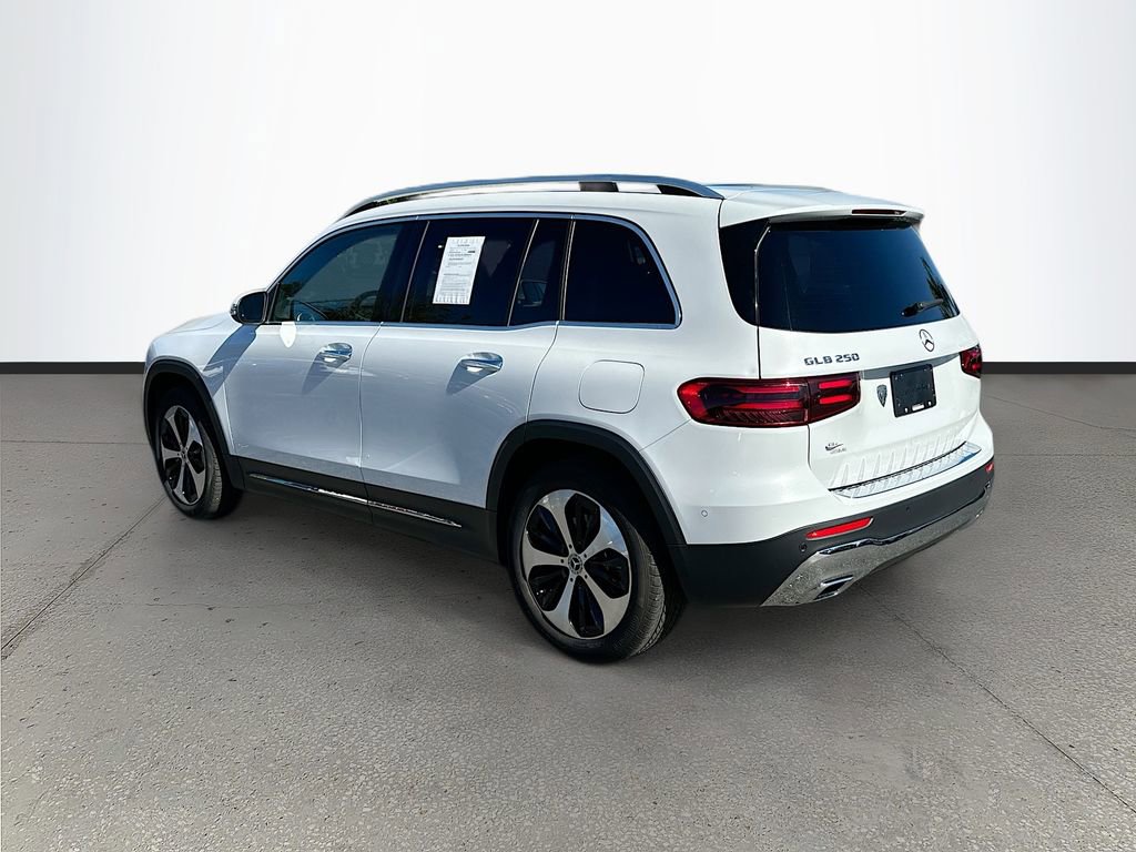 Used 2024 Mercedes-Benz GLB 250 image 5