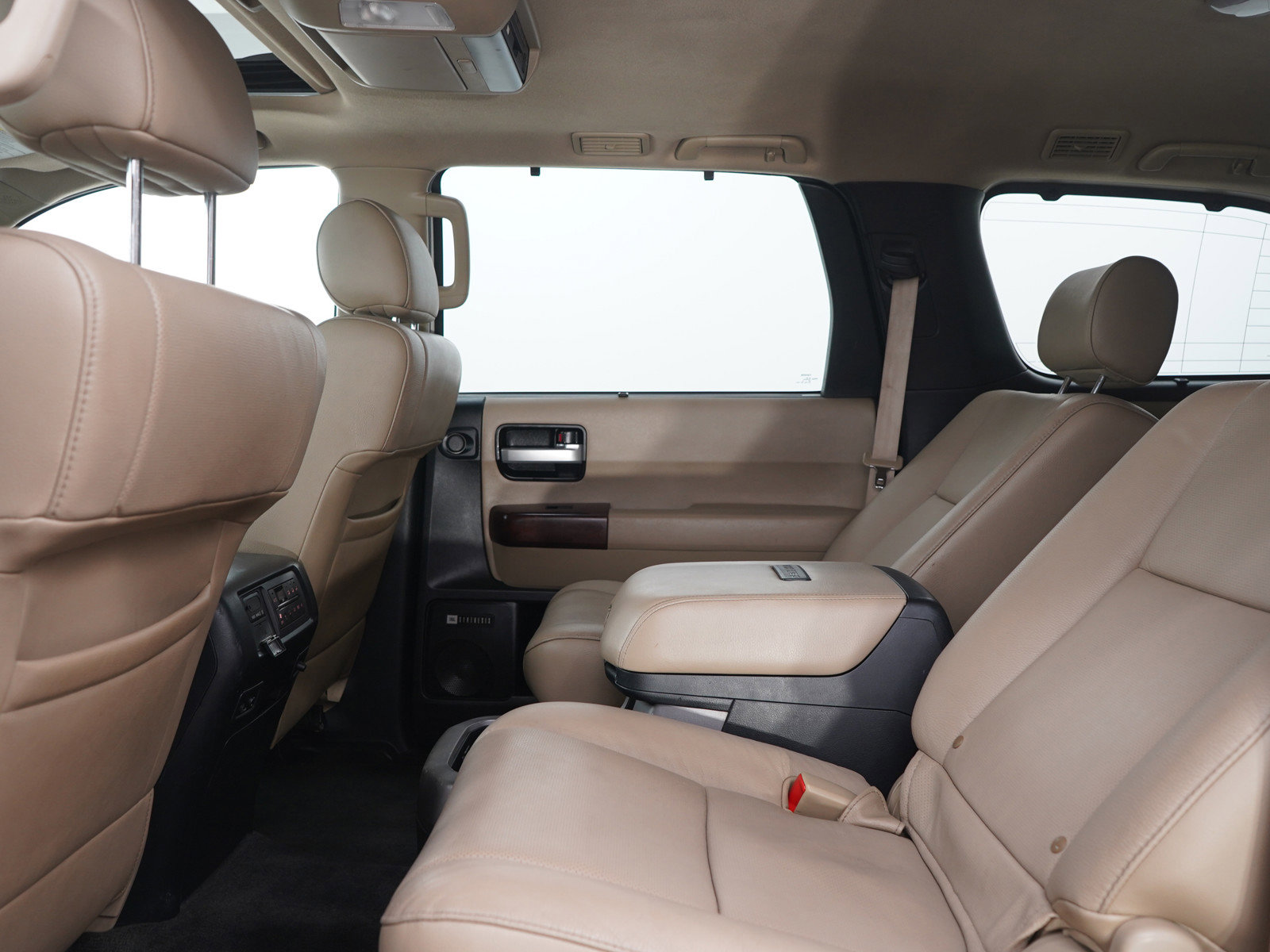 Used 2012 Toyota Sequoia Platinum AWD/4WD image 18