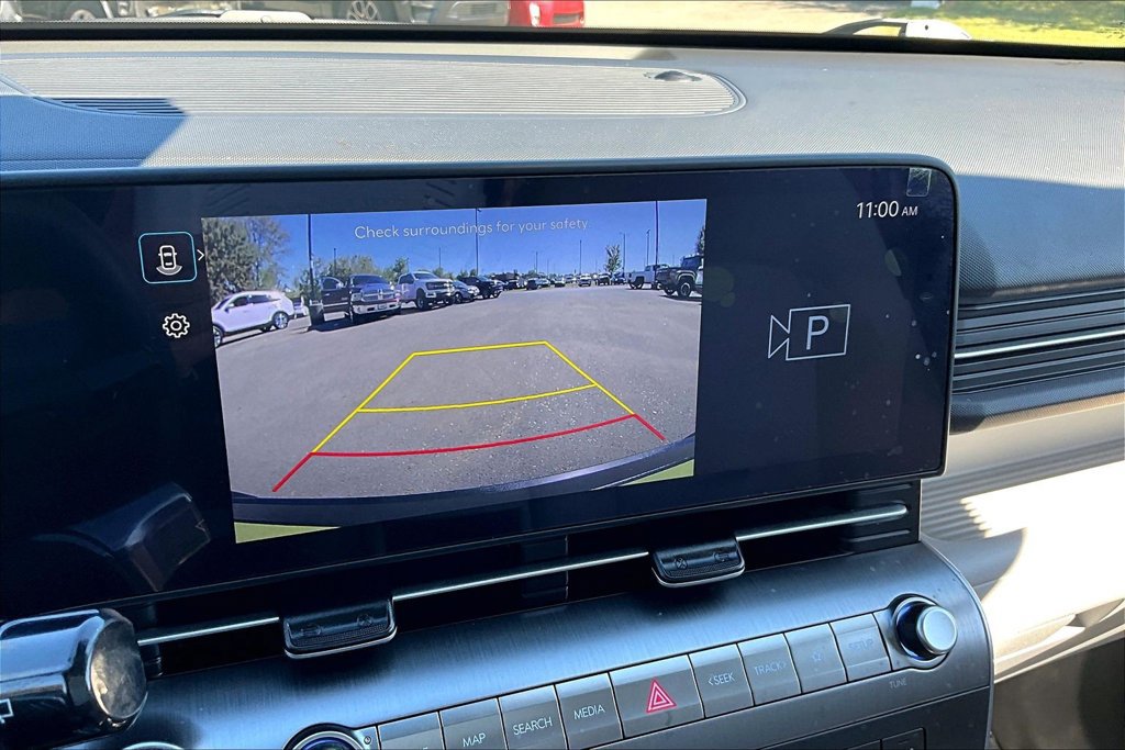Used 2025 Hyundai Kona SEL FWD image 17