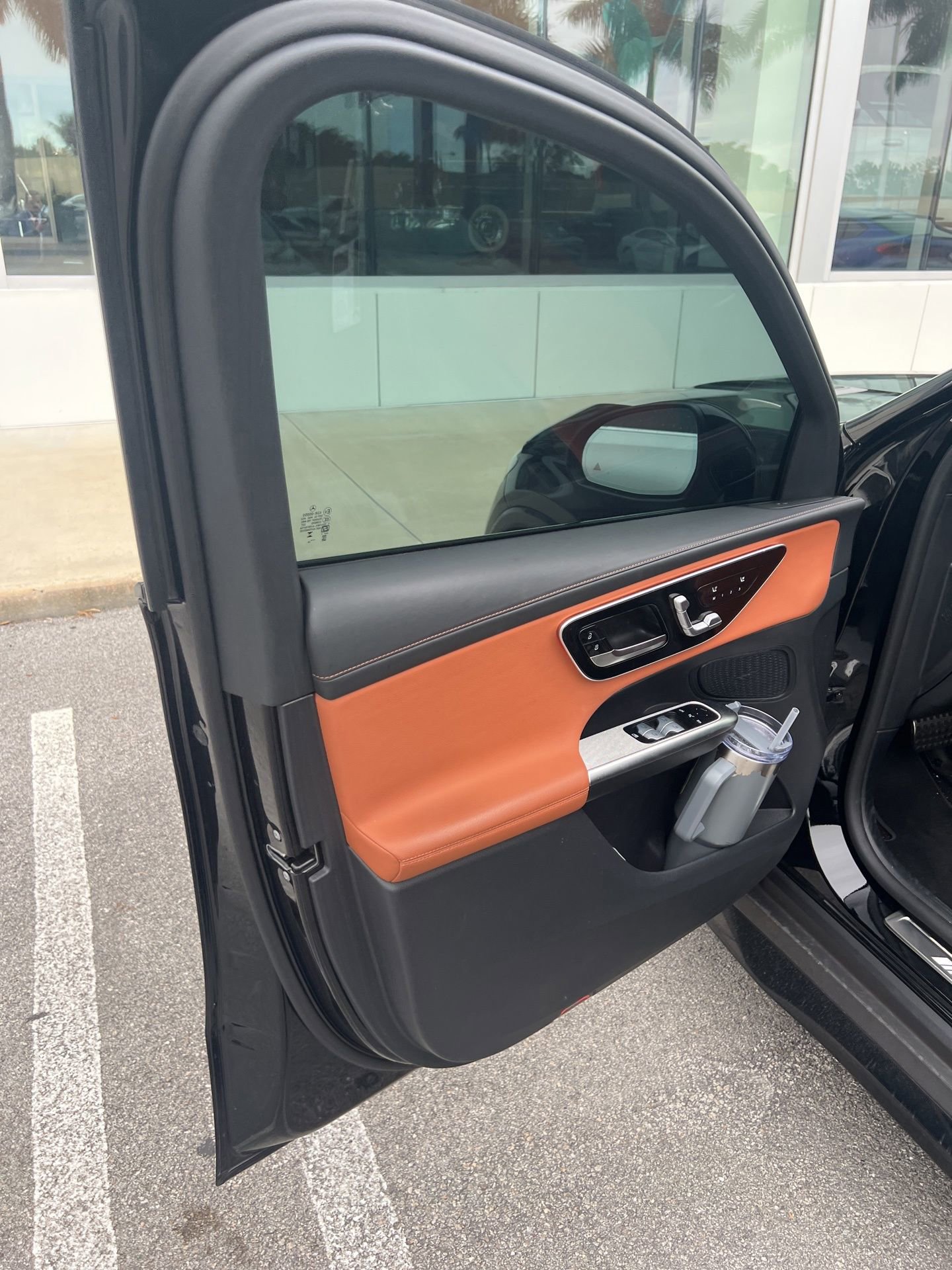 Used 2024 Mercedes-Benz GLC 43 AMG 4MATIC image 4