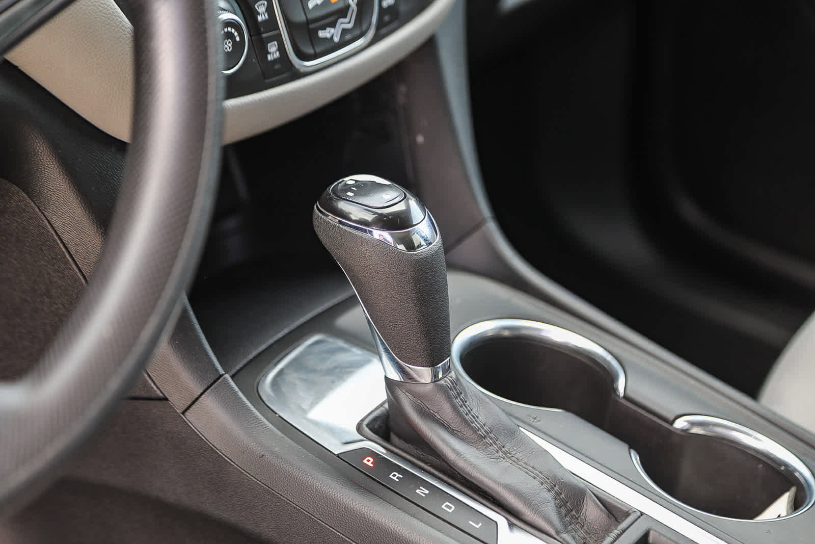 Used 2021 Chevrolet Equinox LS image 20