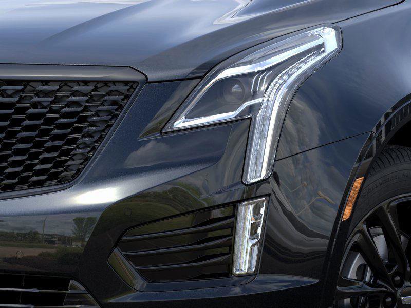 New 2026 Cadillac XT5 Luxury w/ LPO, ONYX Package image 11