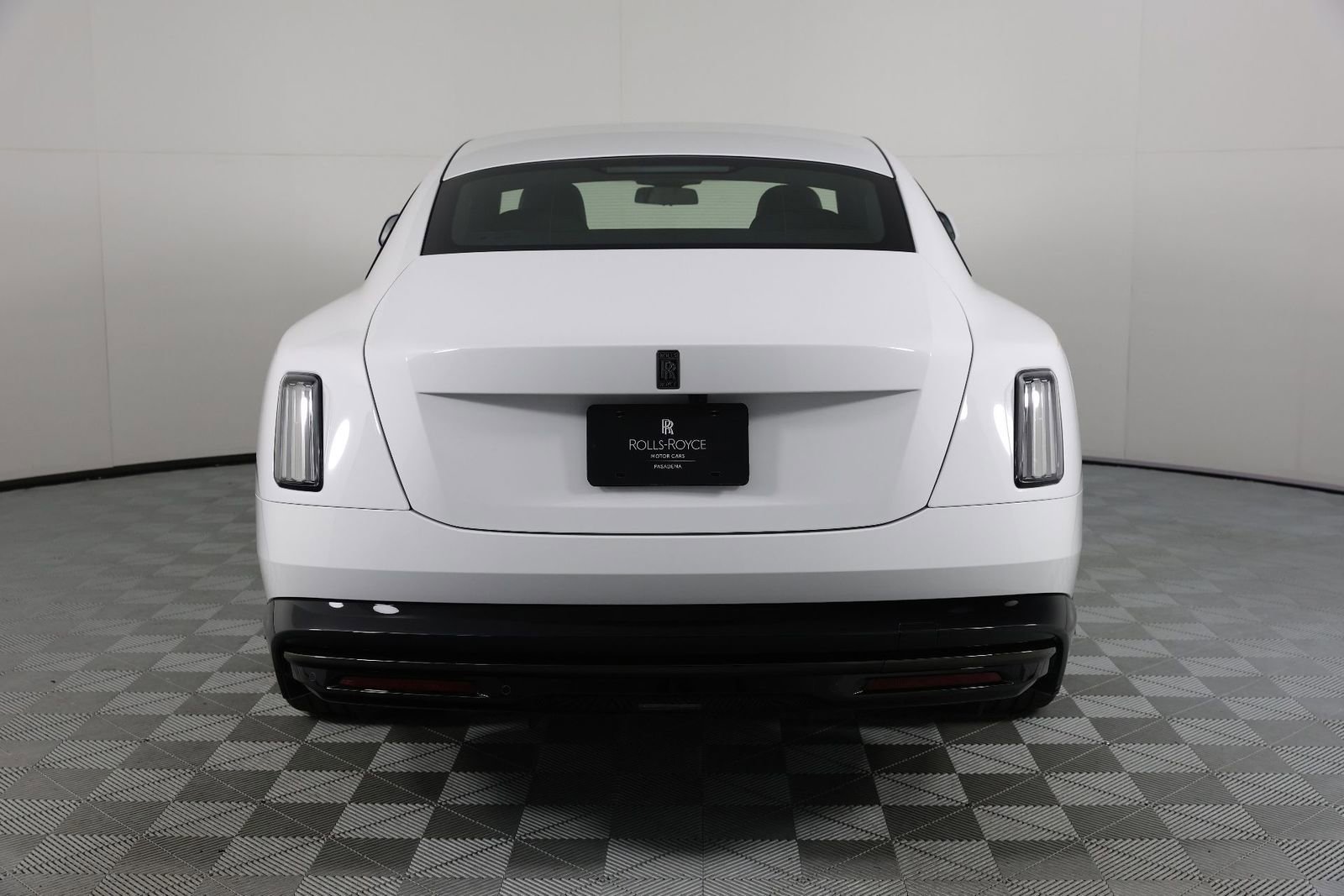 New 2025 Rolls-Royce Spectre Black Badge image 6