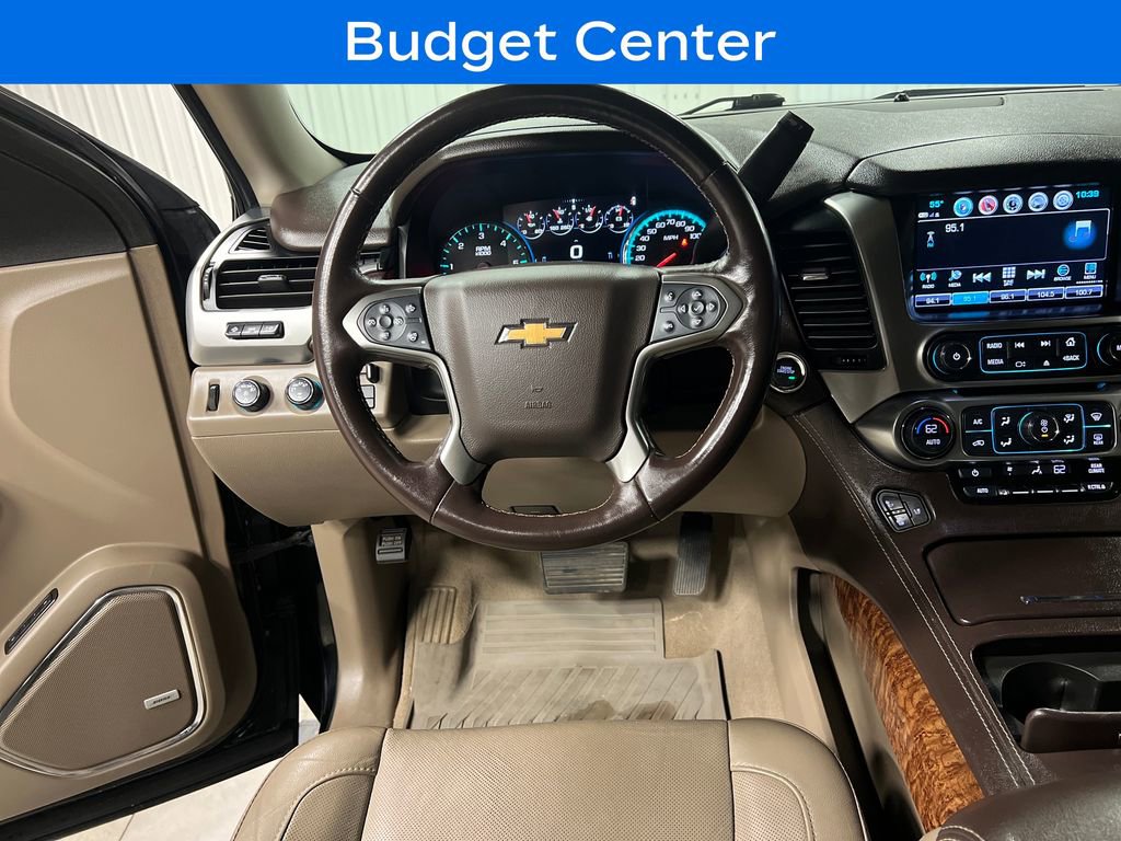 Used 2019 Chevrolet Suburban Premier AWD/4WD image 18