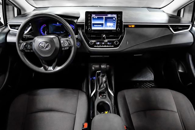 Used 2021 Toyota Corolla LE image 19