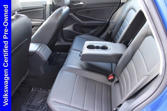 Used 2024 Volkswagen Jetta SE image 23