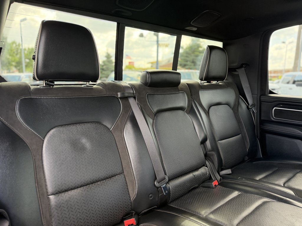 Used 2022 RAM 1500 Laramie w/ Sport Appearance Package AWD/4WD image 18