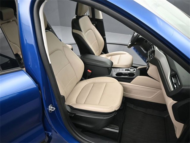 Used 2022 Ford Escape SEL image 19