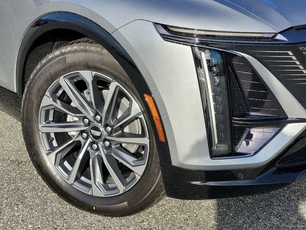 New 2026 Cadillac Lyriq Premium Sport image 3