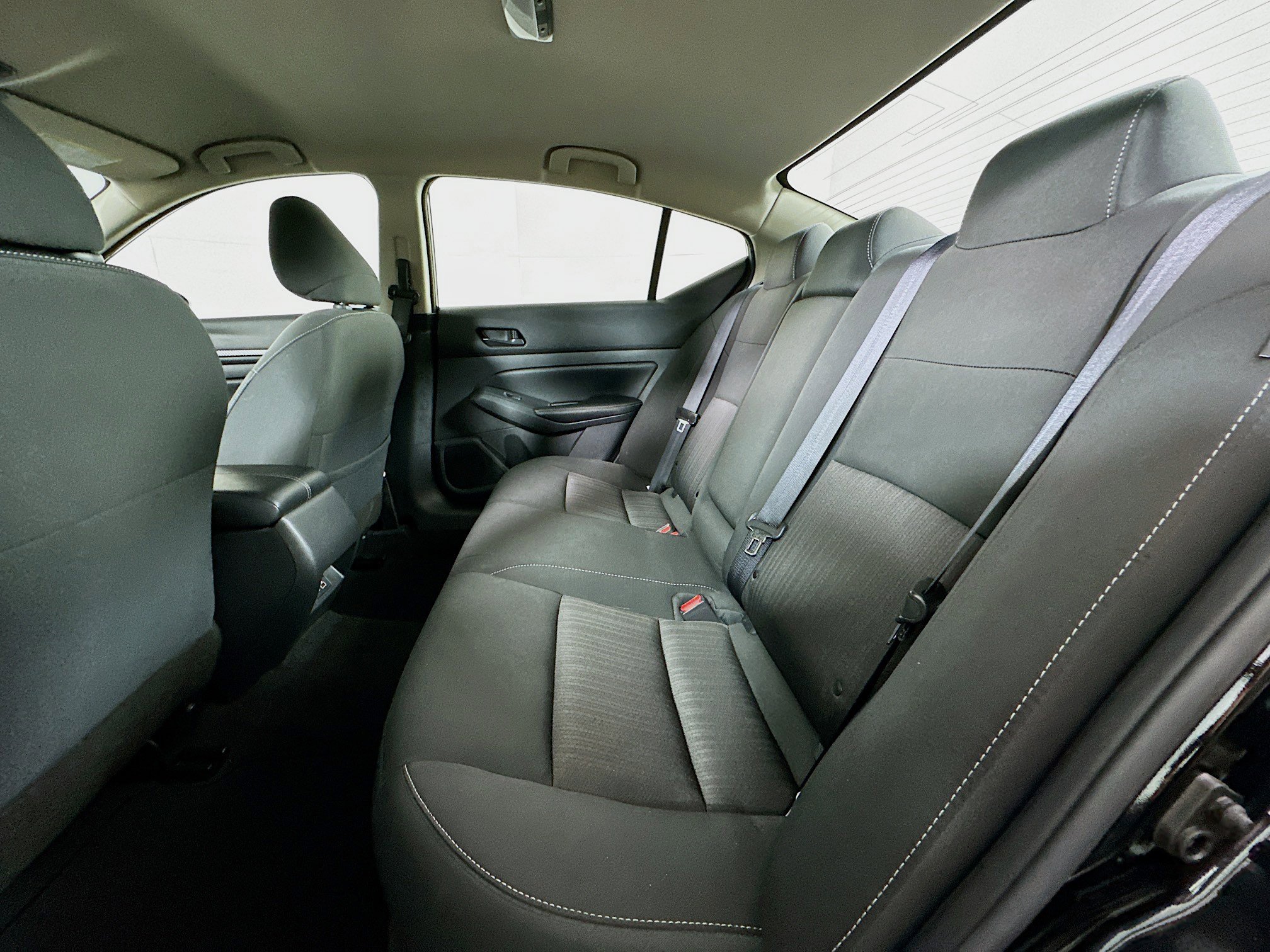 Used 2025 Nissan Altima 2.5 SV image 26