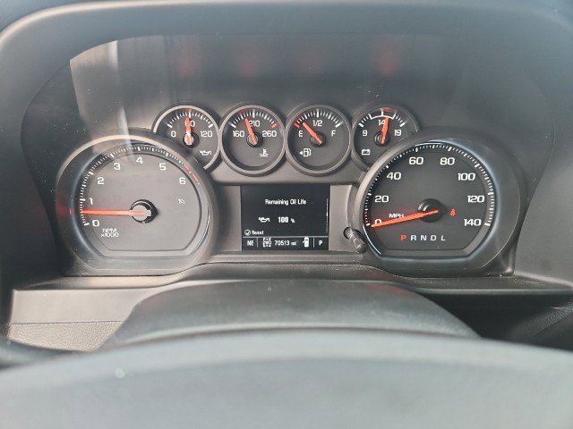 Used 2020 Chevrolet Silverado 1500 Custom w/ Custom Value Package image 13