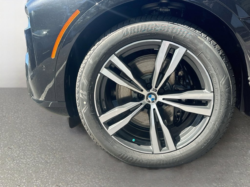 New 2027 BMW X7 M60i AWD/4WD image 34