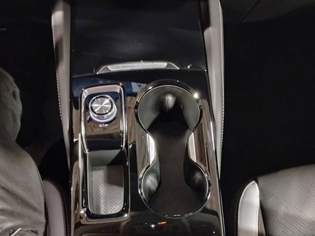 New 2025 Buick Envision Sport Touring image 25