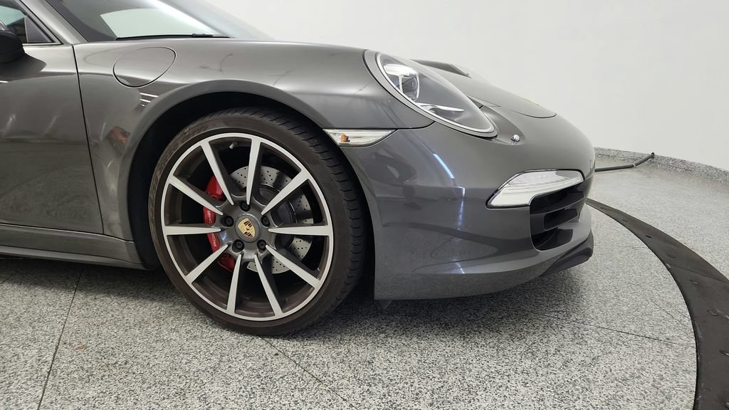 Used 2013 Porsche 911 Carrera 4S AWD/4WD image 24
