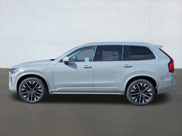 New 2026 Volvo XC90 T8 Ultra w/ Protection Package Premier AWD/4WD image 3