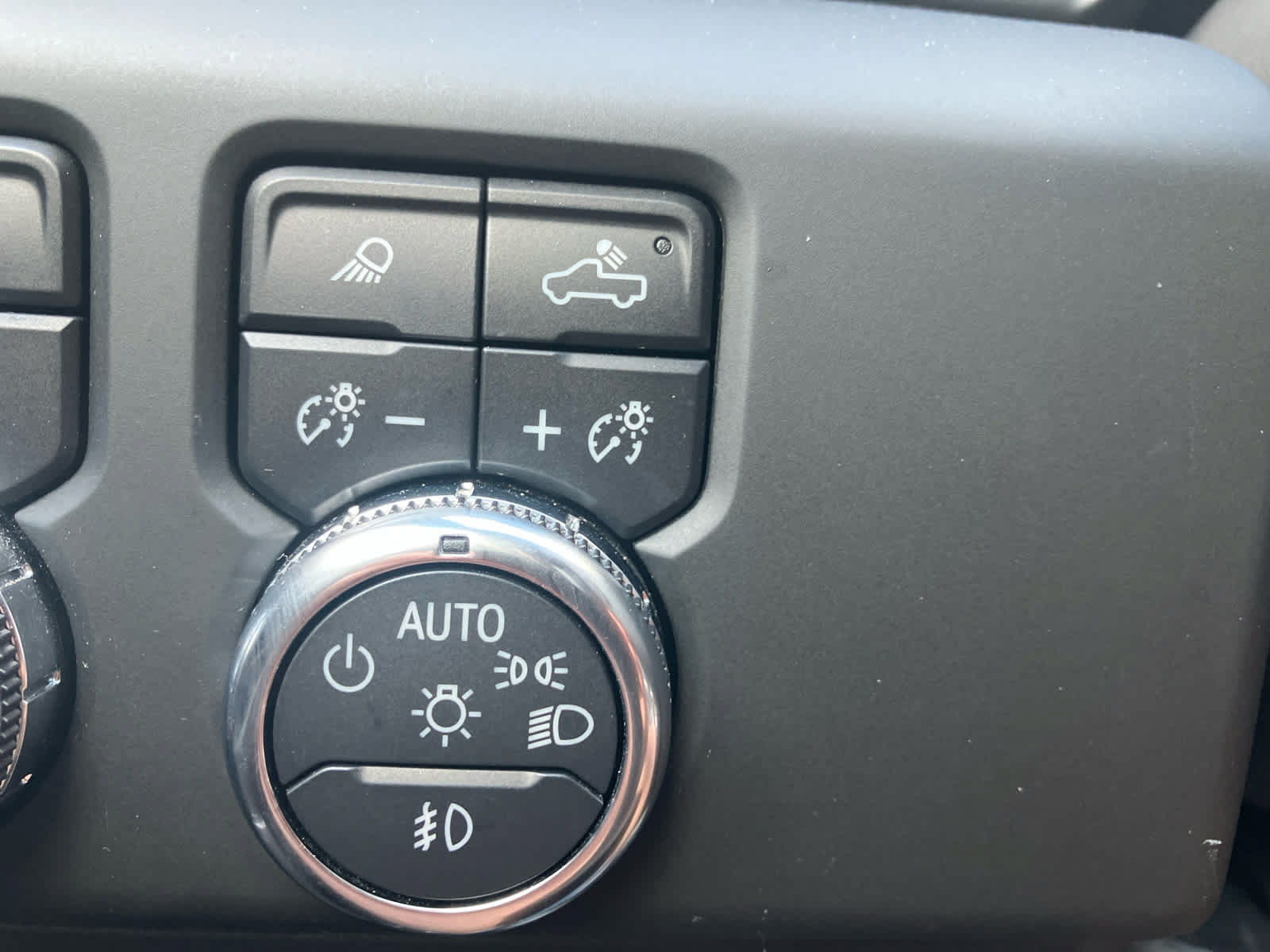 Used 2024 GMC Sierra 1500 AT4X AWD/4WD image 16
