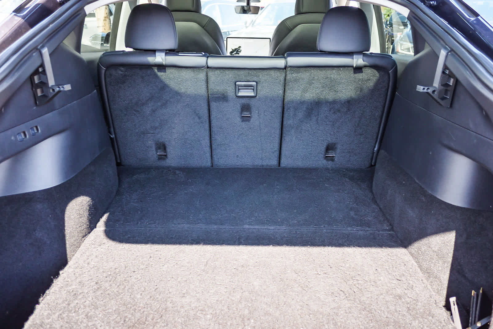 Used 2020 Tesla Model Y Long Range image 26