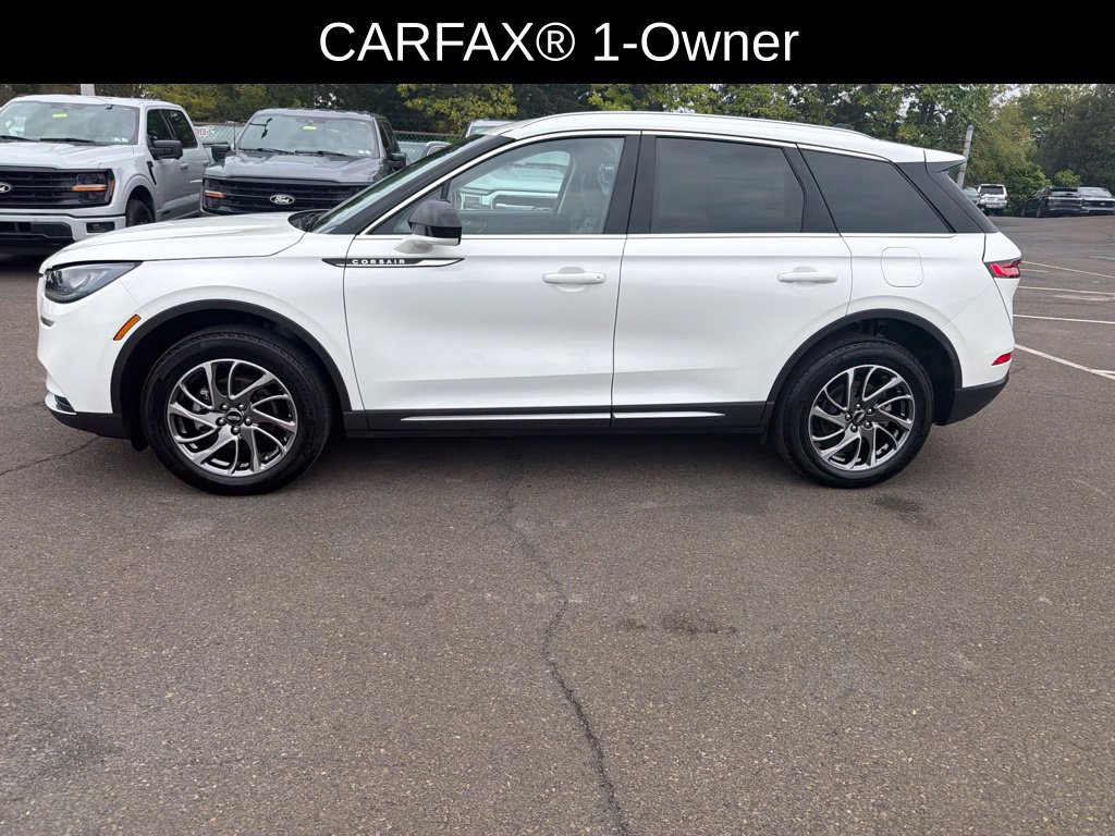 Certified 2022 Lincoln Corsair AWD w/ Equipment Group 101A image 3