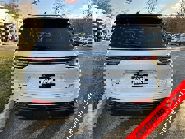 Certified 2024 Jeep Grand Cherokee Altitude image 7