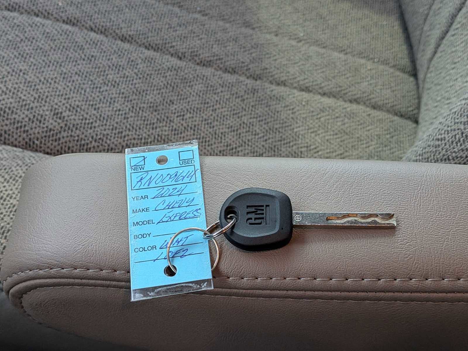 New 2024 Chevrolet Express 3500 w/ Power Convenience Package image 27