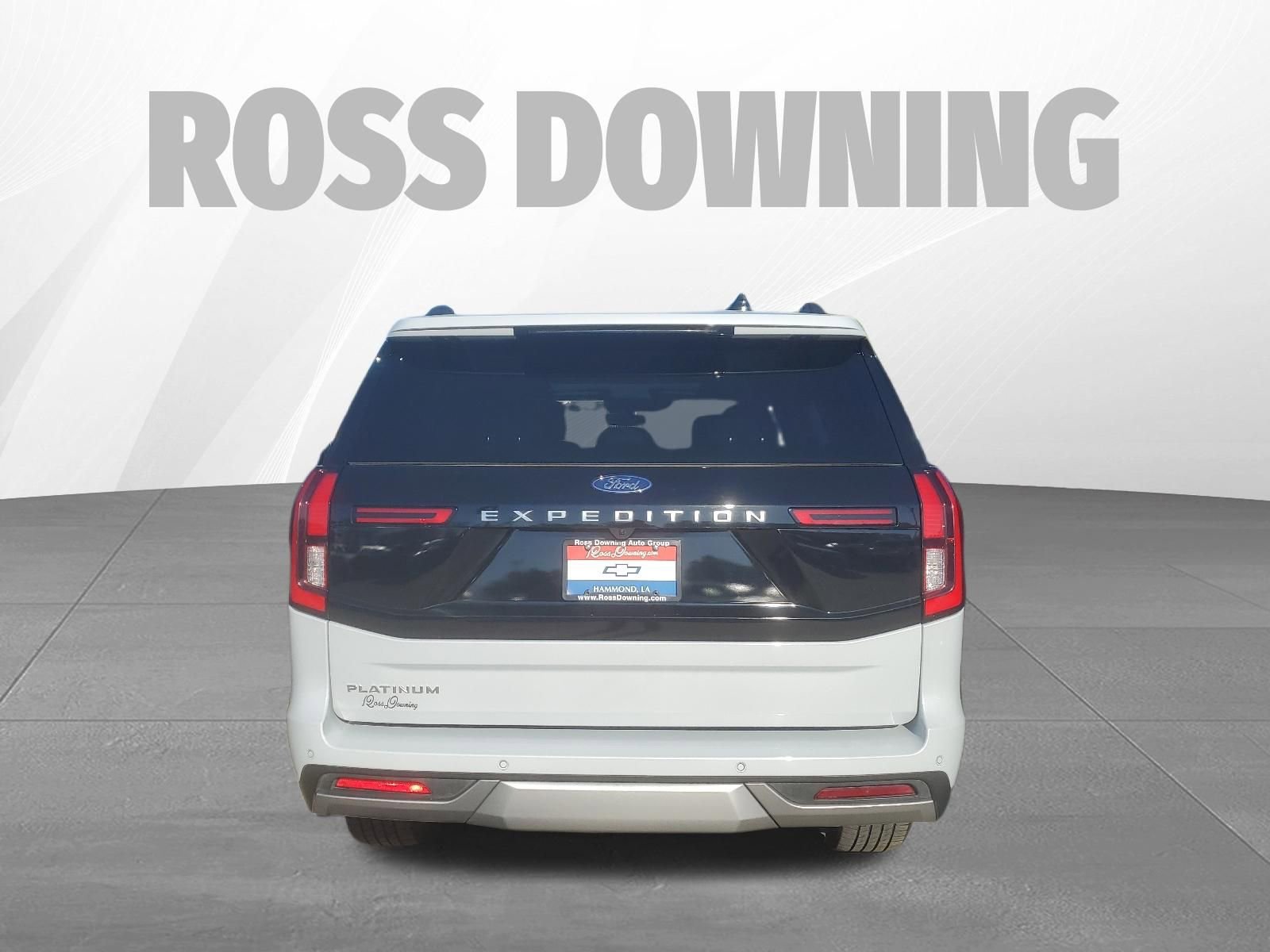 Used 2025 Ford Expedition Platinum image 5