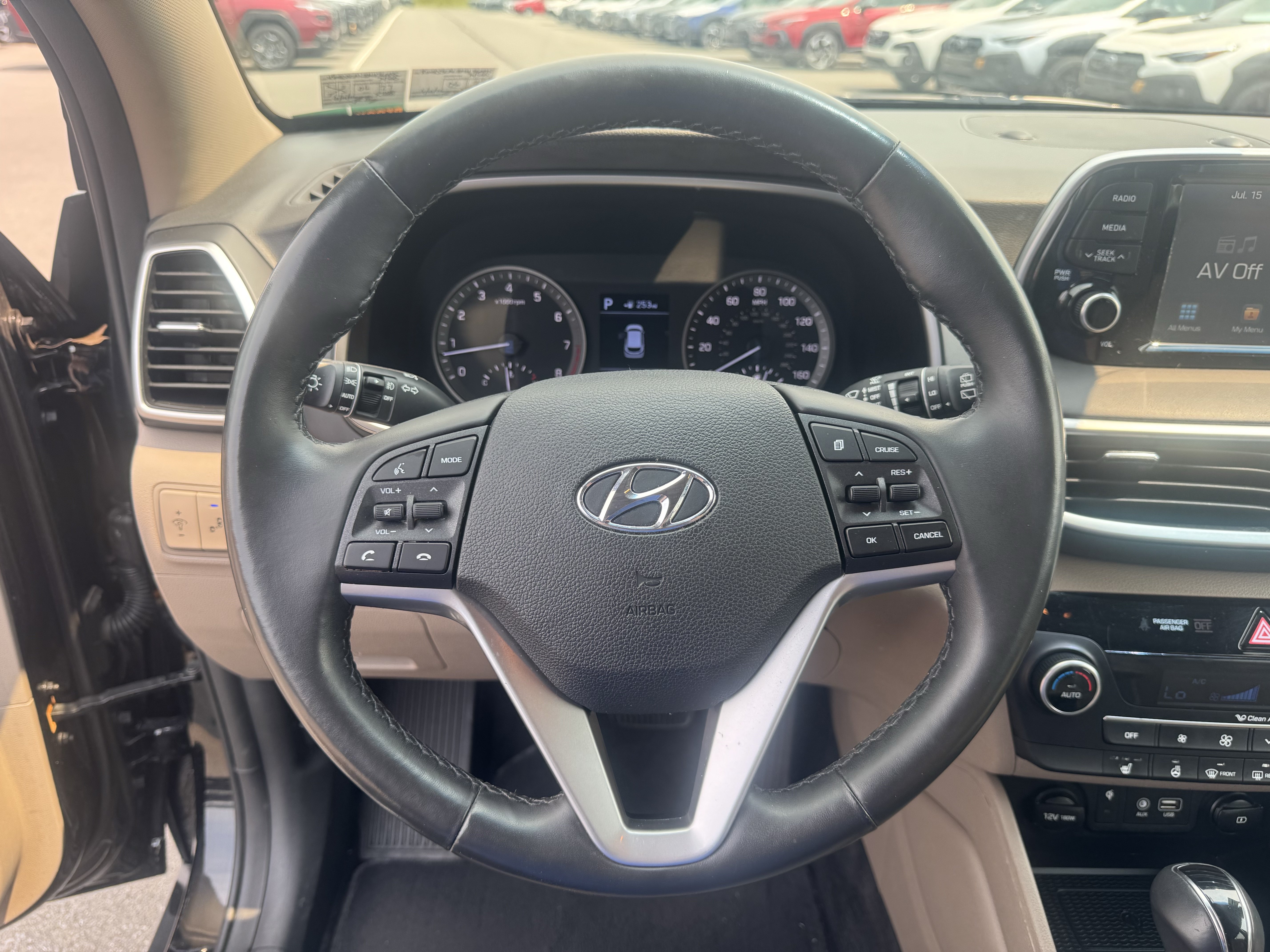 Used 2021 Hyundai Tucson Limited AWD/4WD image 17