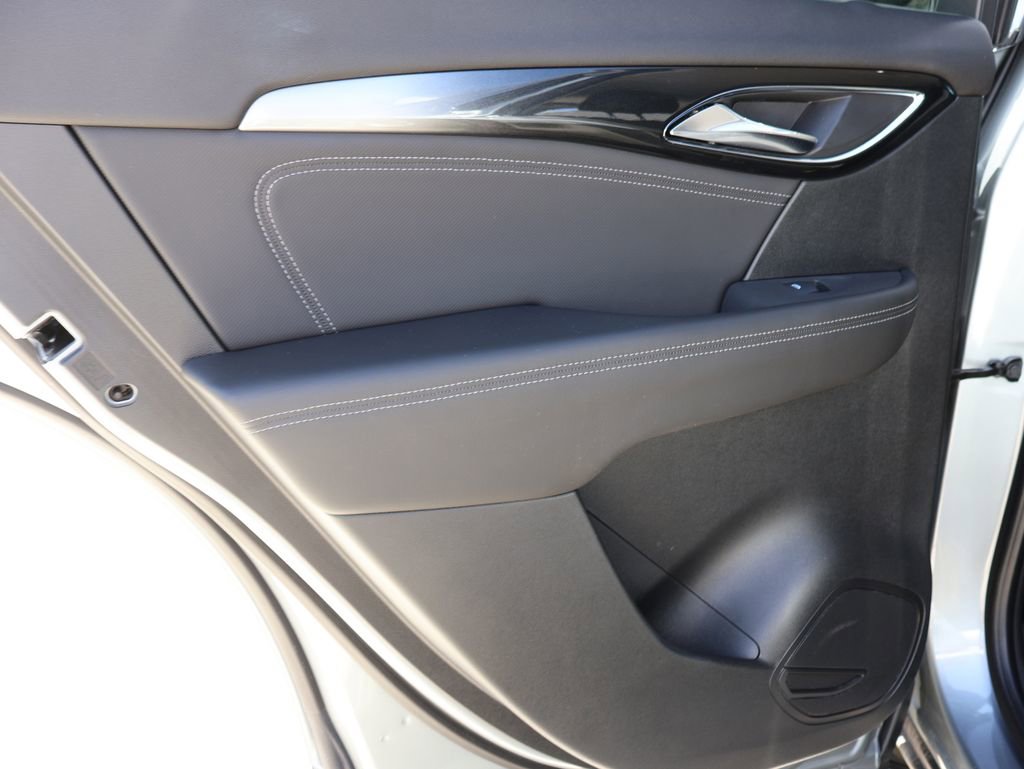 Used 2025 Buick Envision Preferred AWD/4WD image 17