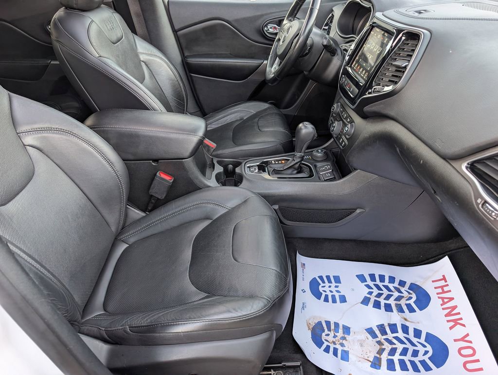 Used 2021 Jeep Cherokee Limited image 12