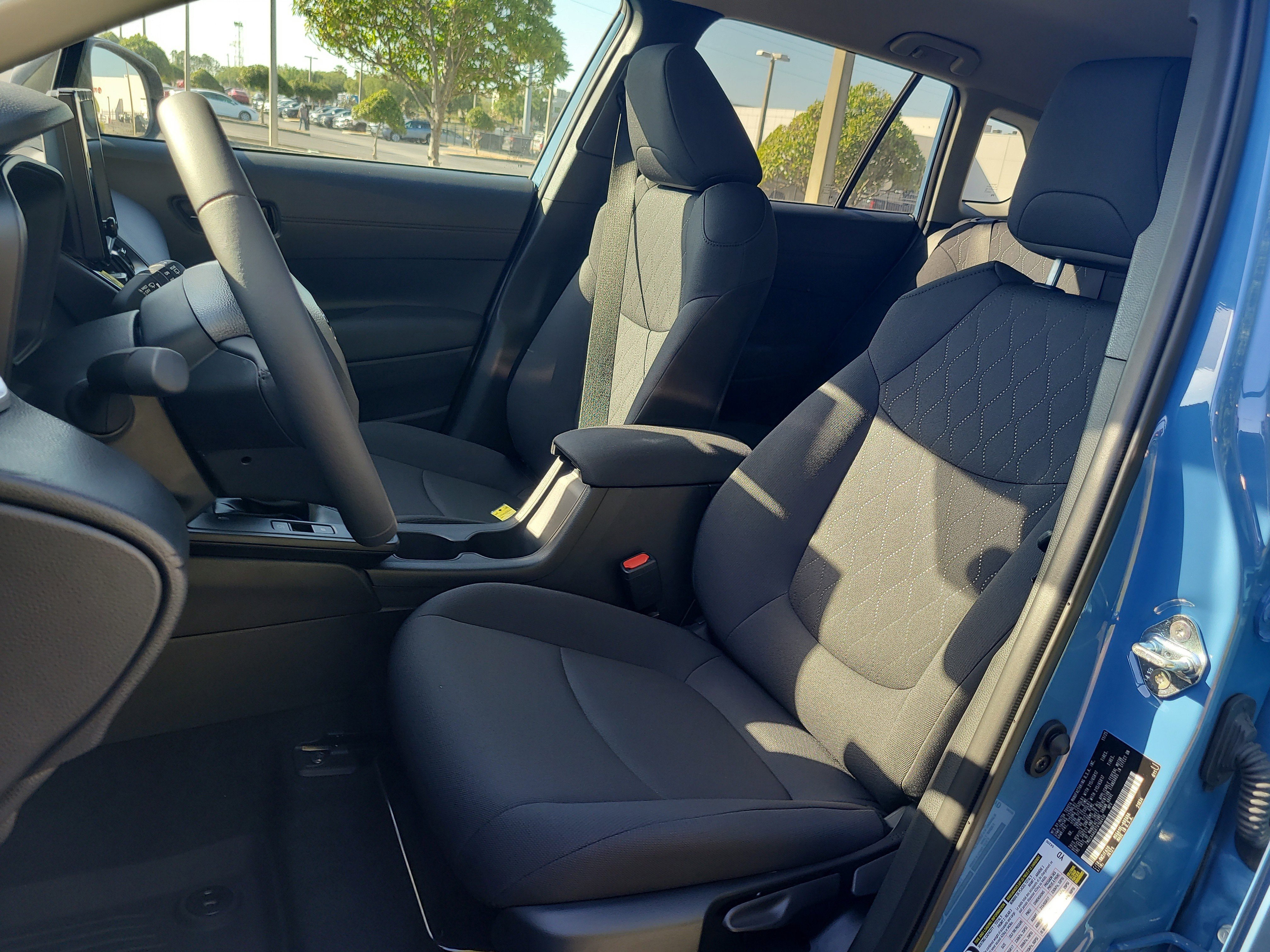 Certified 2026 Toyota Corolla Cross LE FWD image 20