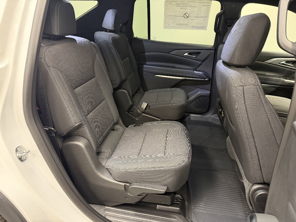 New 2026 Chevrolet Traverse LT w/ LPO, Floor Liner Package FWD image 14