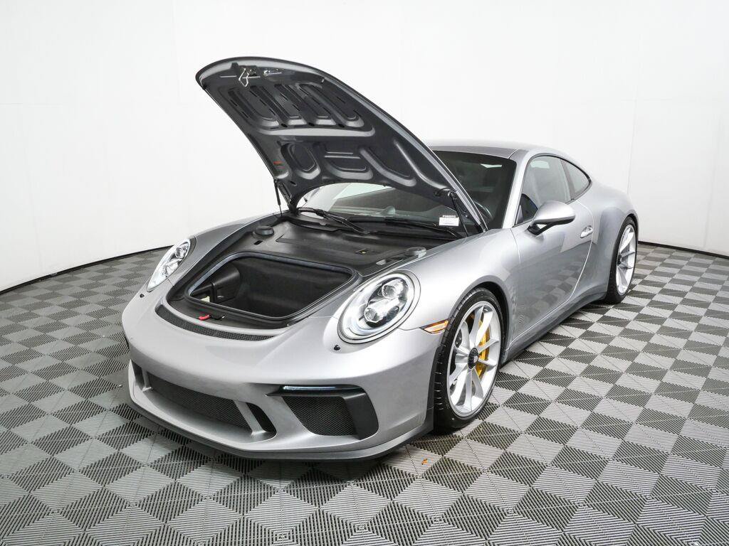 Certified 2018 Porsche 911 GT3 RWD image 27