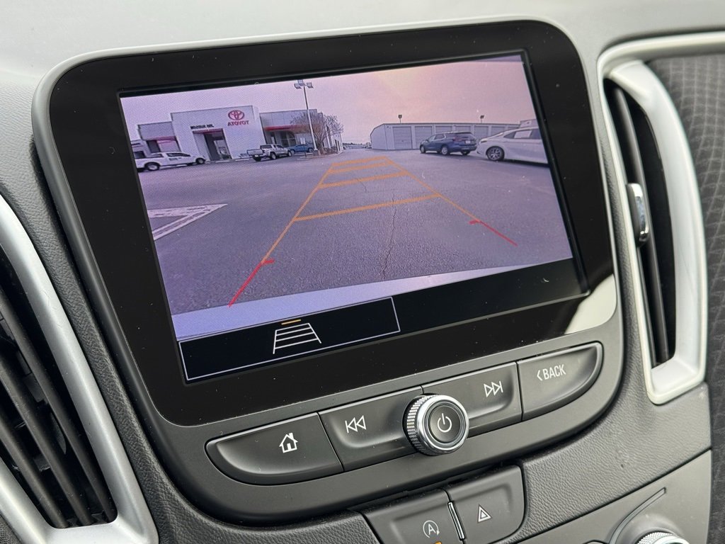 Used 2024 Chevrolet Malibu LT image 27