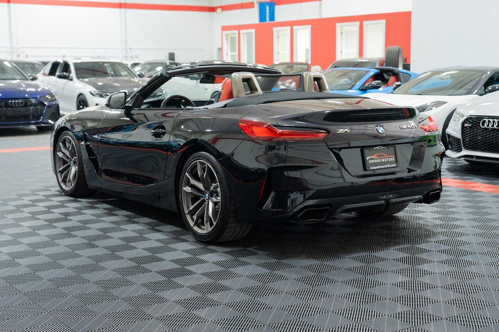 Used 2020 BMW Z4 M40i w/ Executive Package RWD image 4