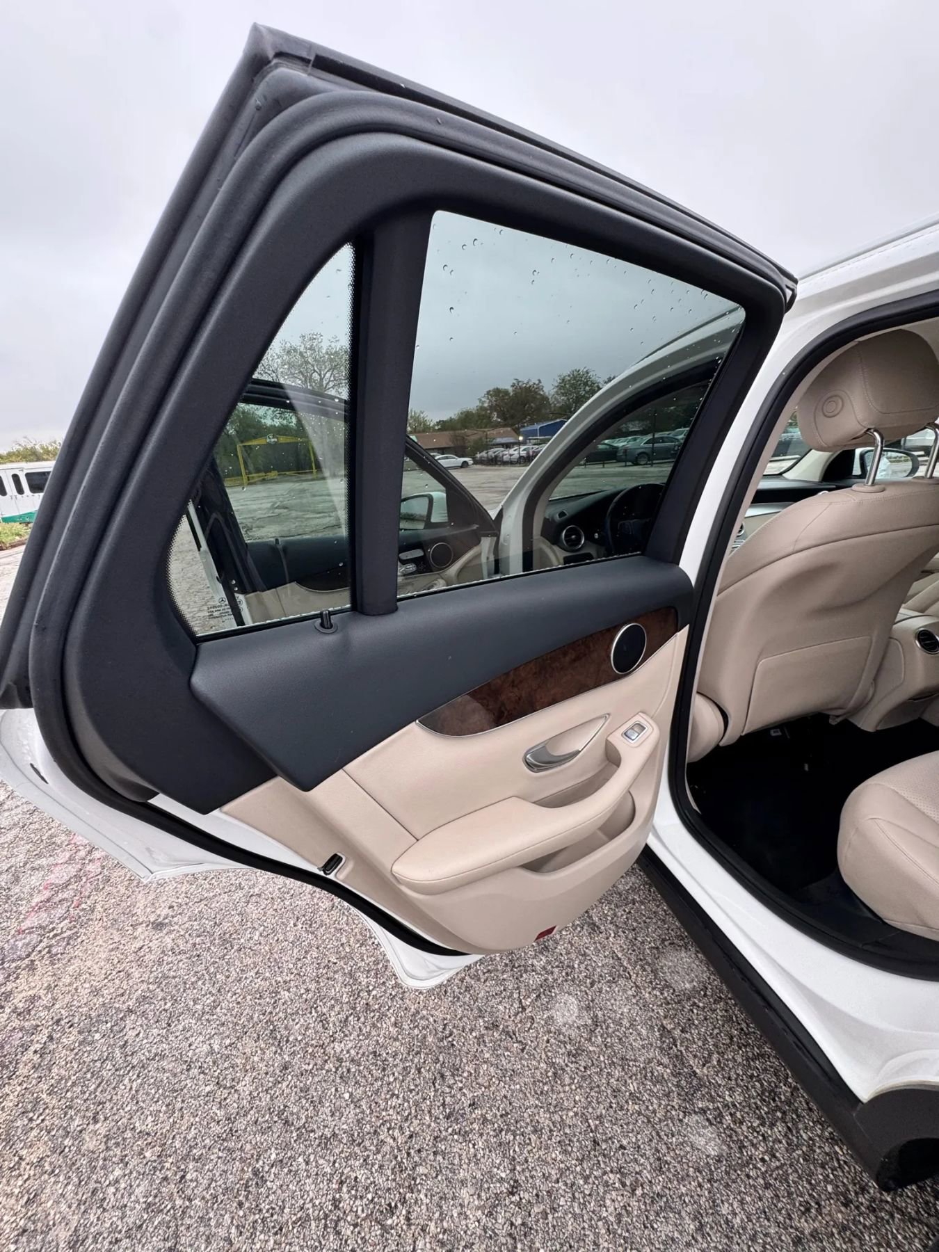 Used 2016 Mercedes-Benz GLC 300 GLC 300 Sport Utility 4D image 24