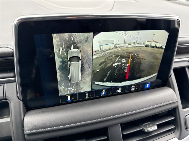 Used 2022 Chevrolet Tahoe Z71 w/ Luxury Package image 17