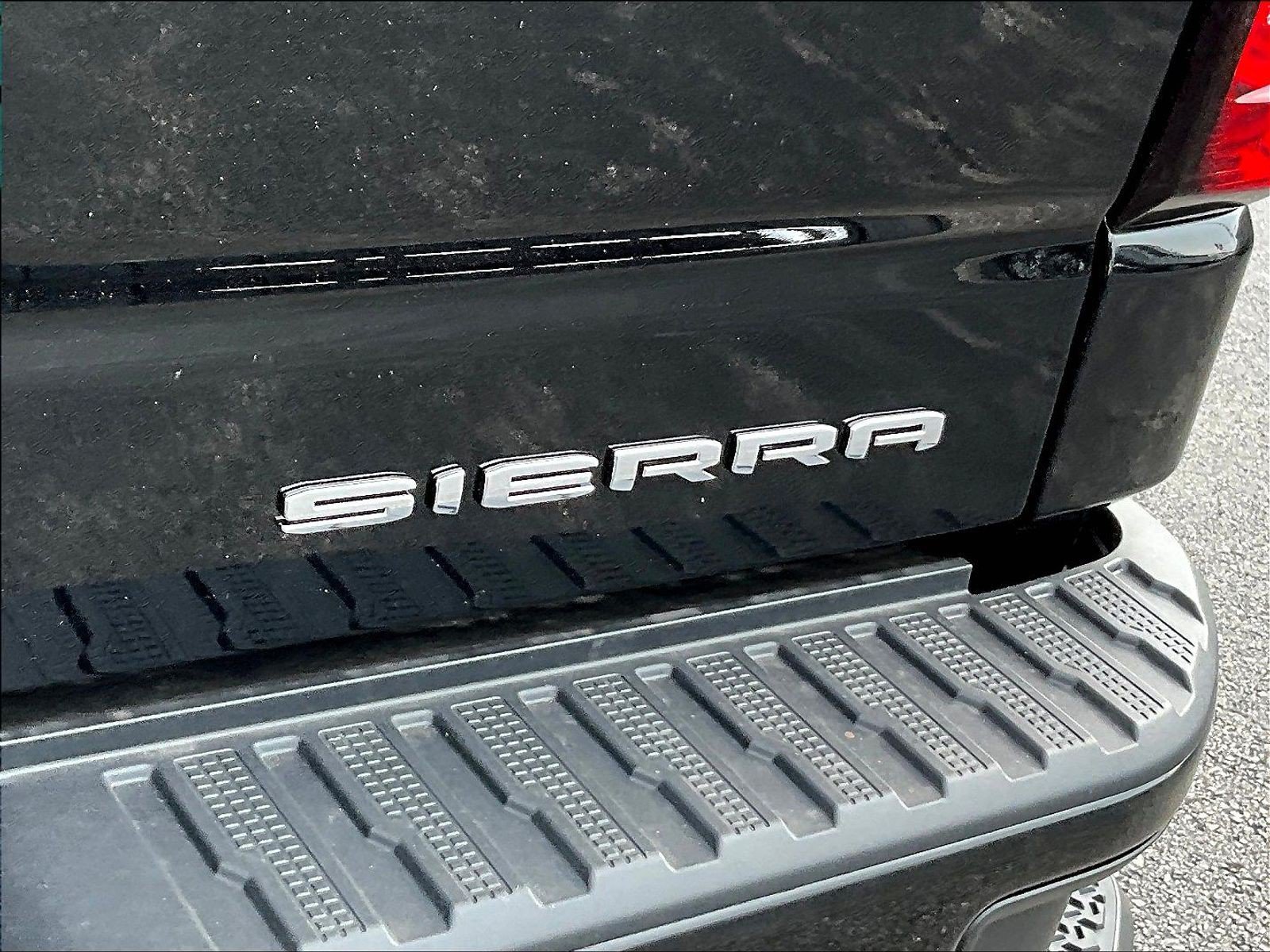 New 2026 GMC Sierra 1500 Denali w/ Denali Reserve Package AWD/4WD image 13