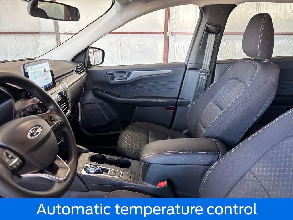 New 2026 Ford Escape Active image 14