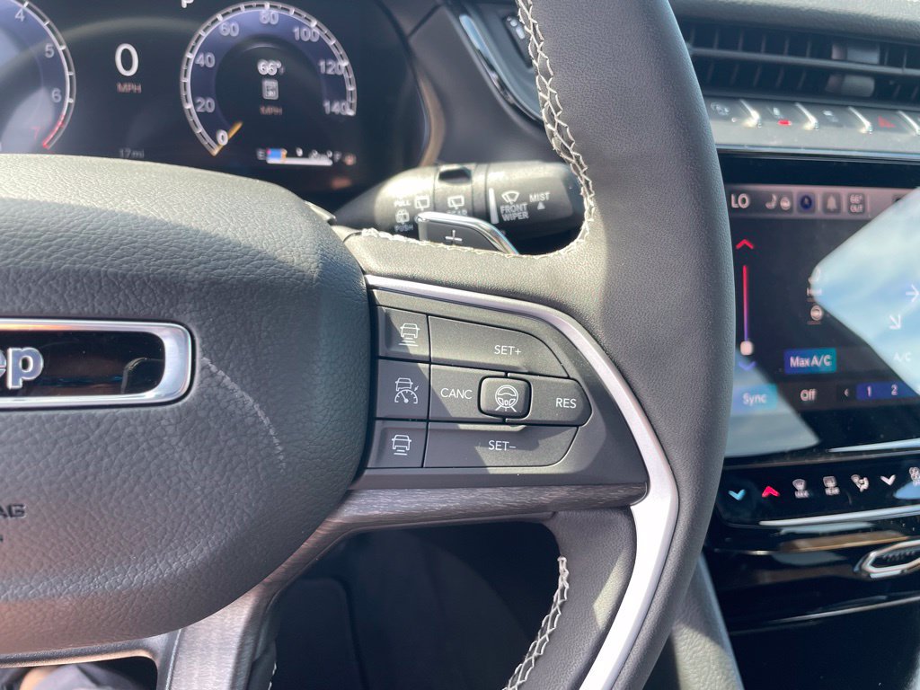 New 2027 Jeep Grand Cherokee Altitude AWD/4WD image 18