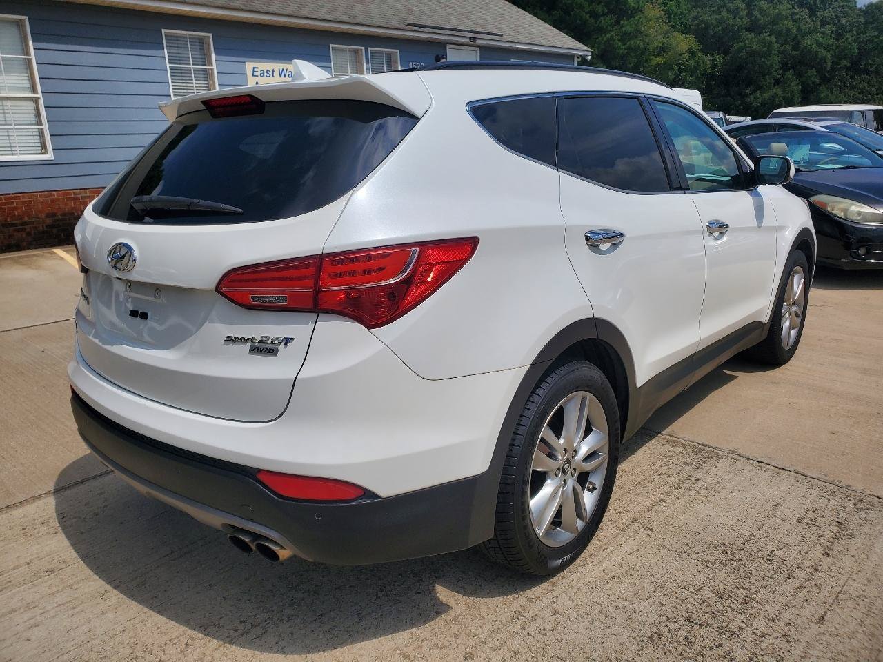 Used 2014 Hyundai Santa Fe Sport 2.0T w/ Technology Package 05 AWD/4WD image 10