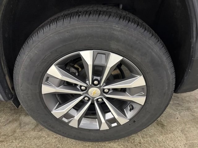 Used 2025 Chevrolet Equinox LT FWD image 9