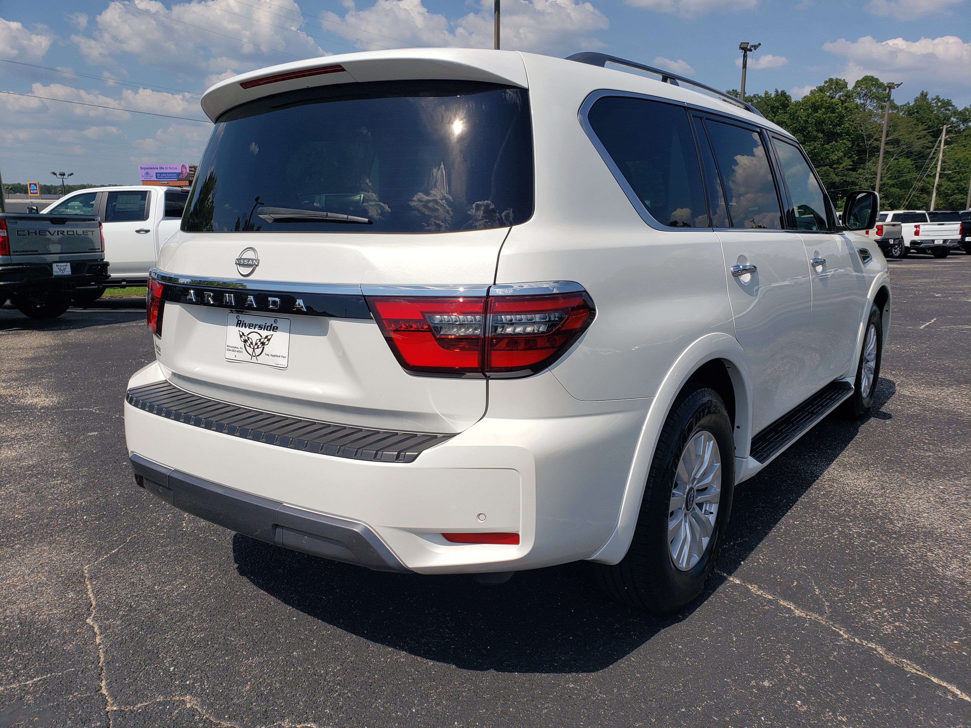 Used 2023 Nissan Armada SV w/ Cargo Package RWD image 3