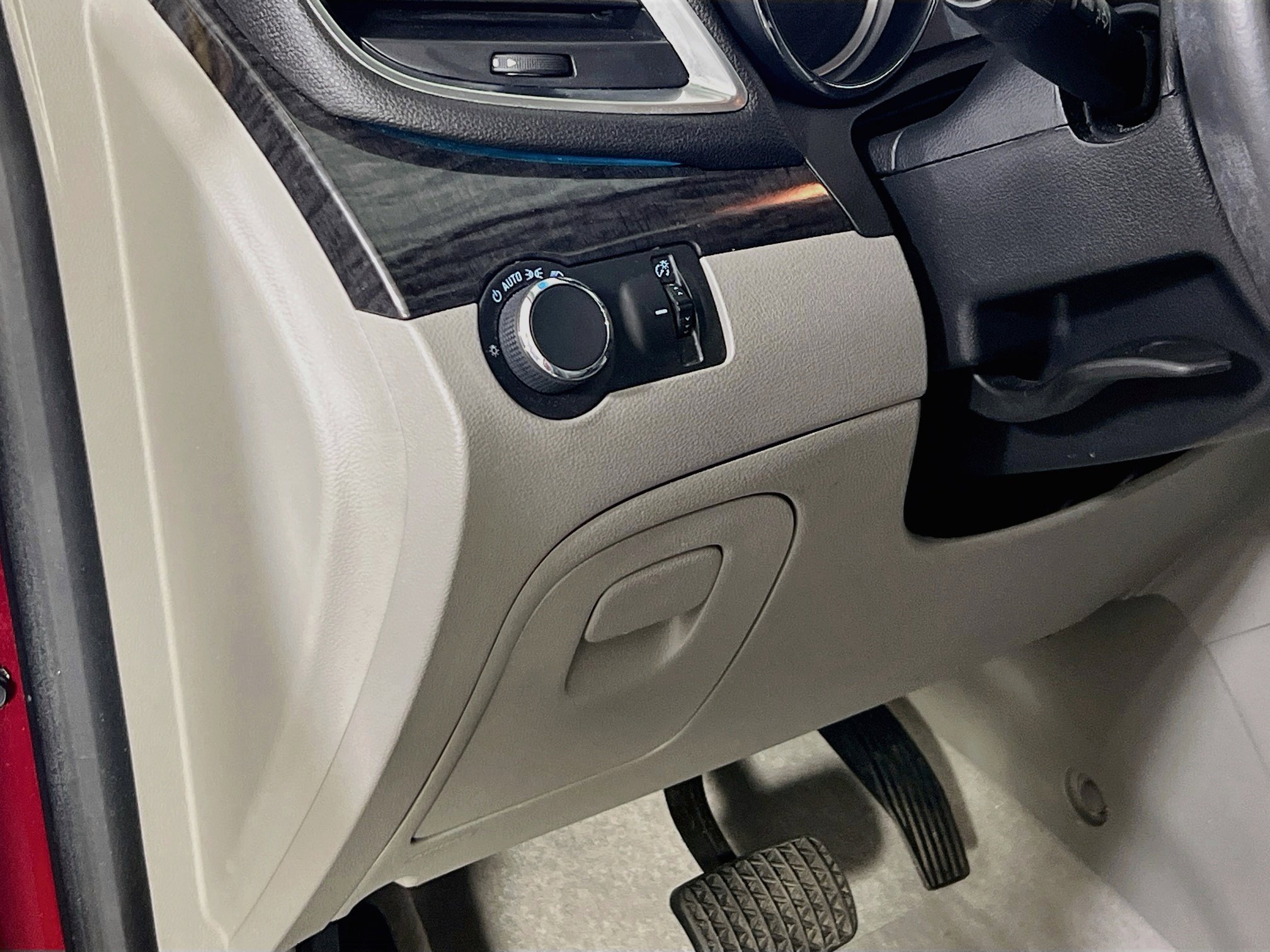 Used 2016 Buick Encore FWD image 10