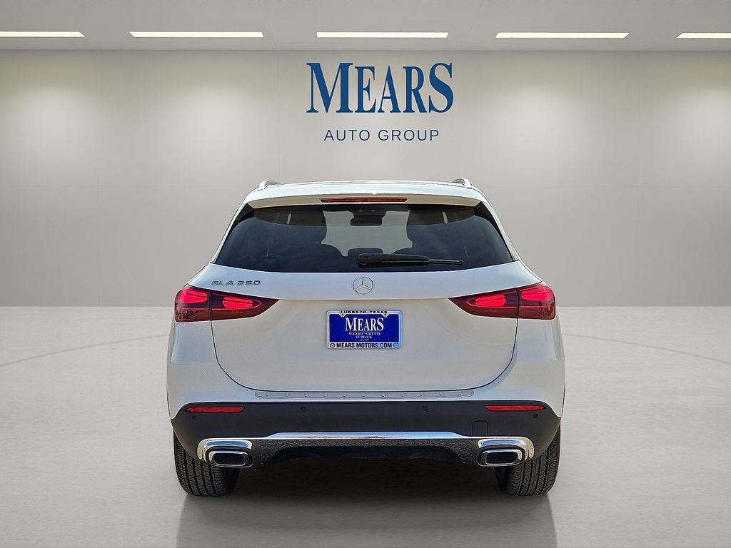 Used 2025 Mercedes-Benz GLA 250 image 4