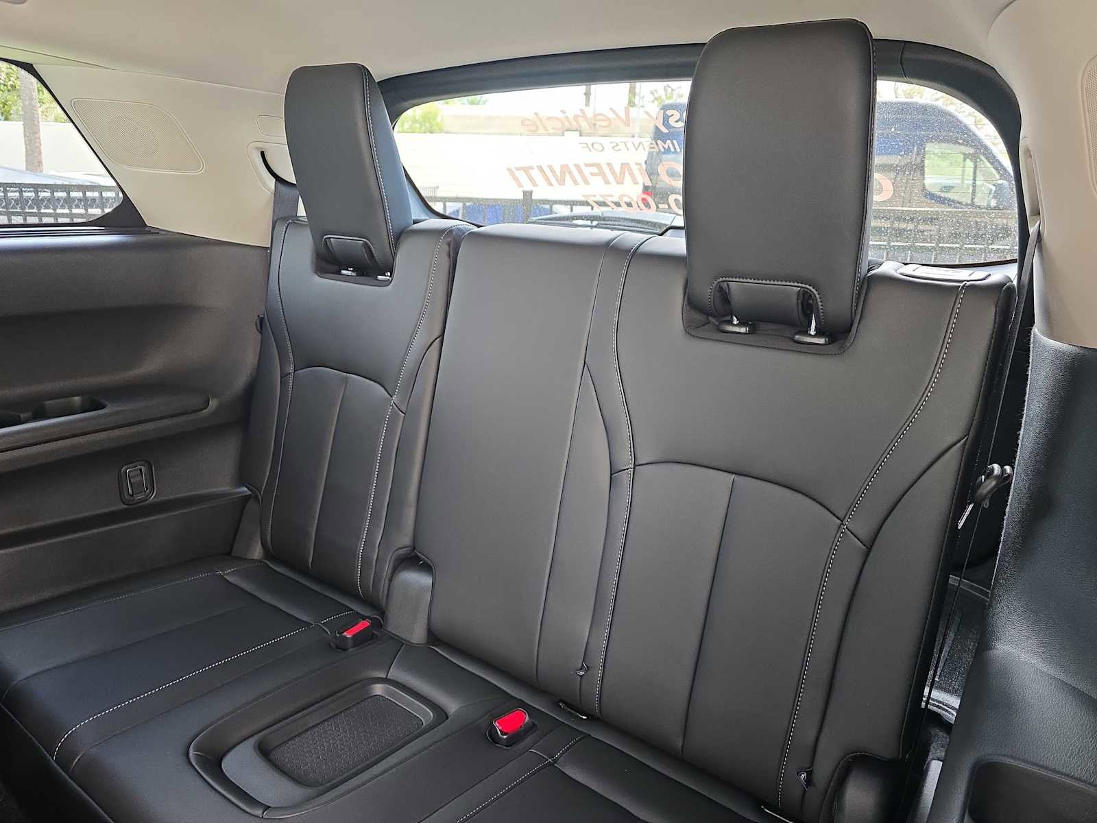 Certified 2026 INFINITI QX60 Luxe w/ Cargo Package image 9