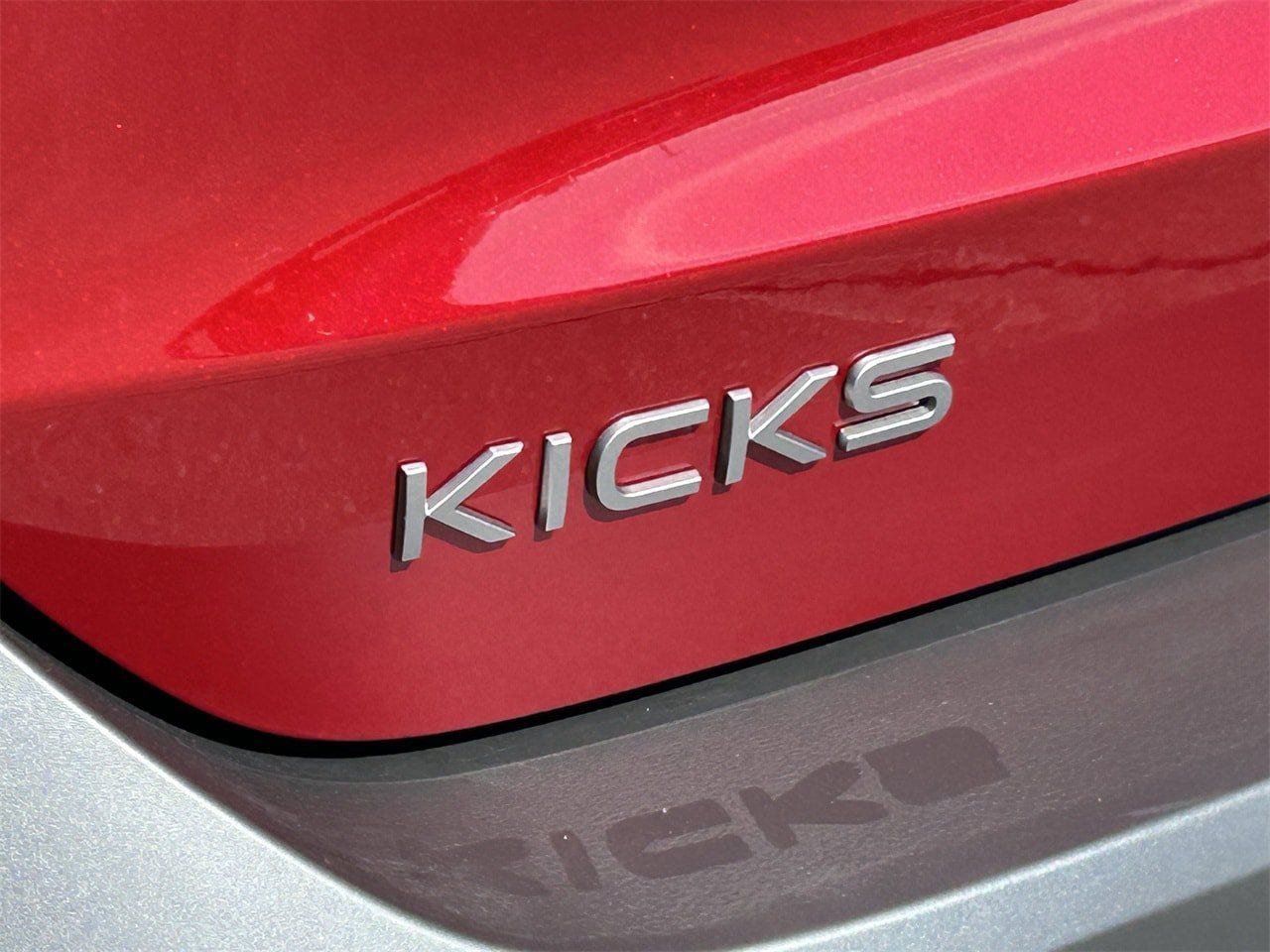 New 2026 Nissan Kicks SV FWD image 8