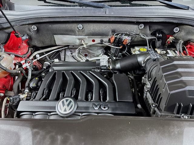 Used 2020 Volkswagen Atlas Cross Sport SEL Premium image 35