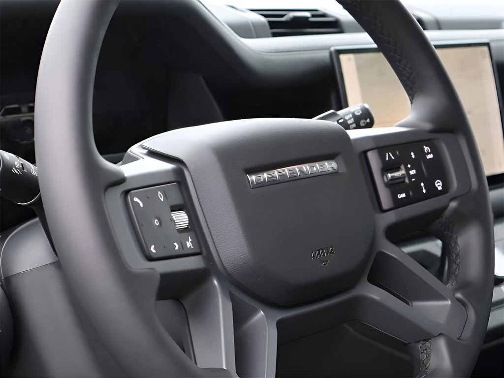 New 2025 Land Rover Defender 90 X-Dynamic SE image 21